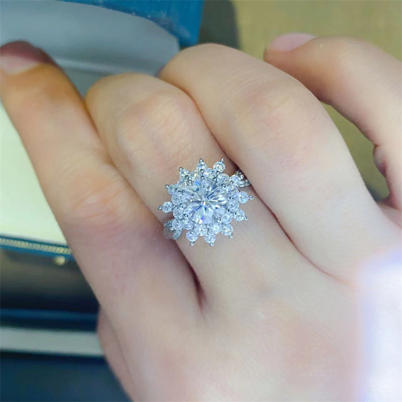Luxury white gold solid platin - Moissanite Engagement Ring 1 Carat ulasan dan harga