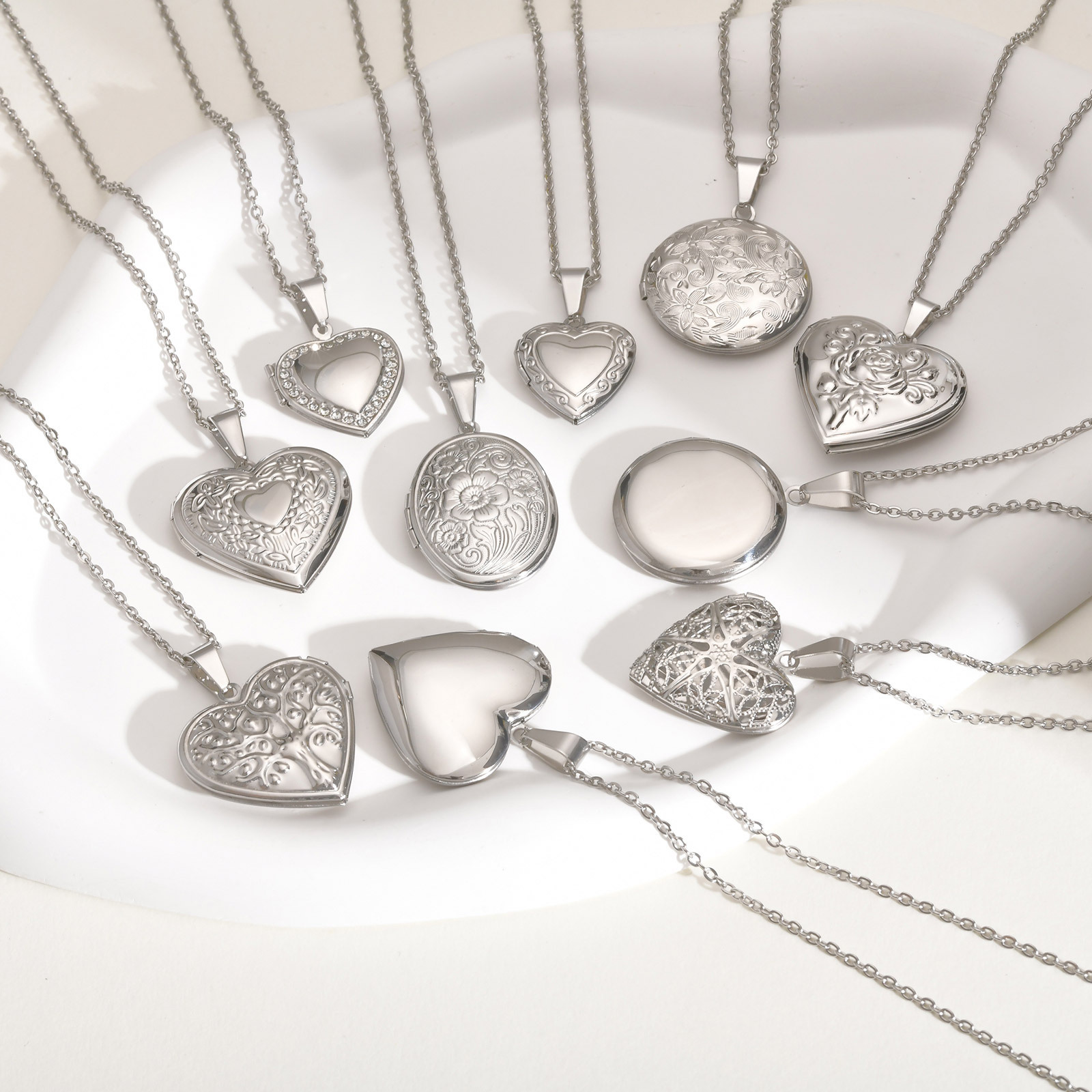 Vnox Never Fade Silver Color S - Heart Locket Necklace Photo ulasan dan harga